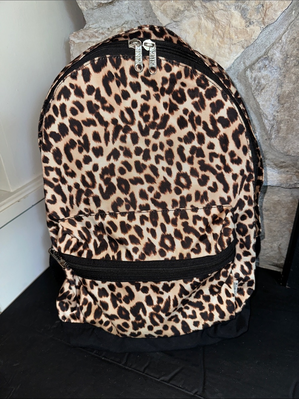 VS PINK Classic Campus Backpack 🎒